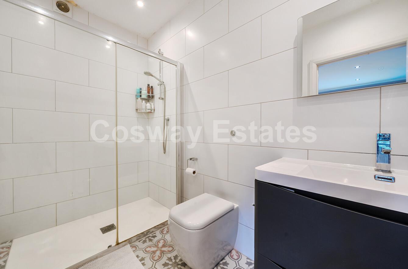 Hillside Grove, Mill Hill, NW7, London